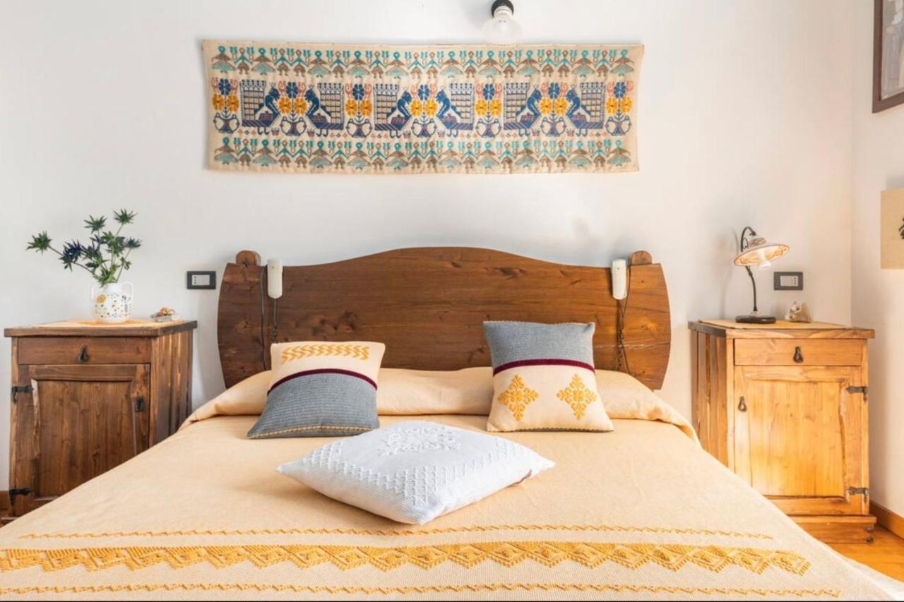 B&B Su Biancu - Sardinian Experience Urzulei ภายนอก รูปภาพ