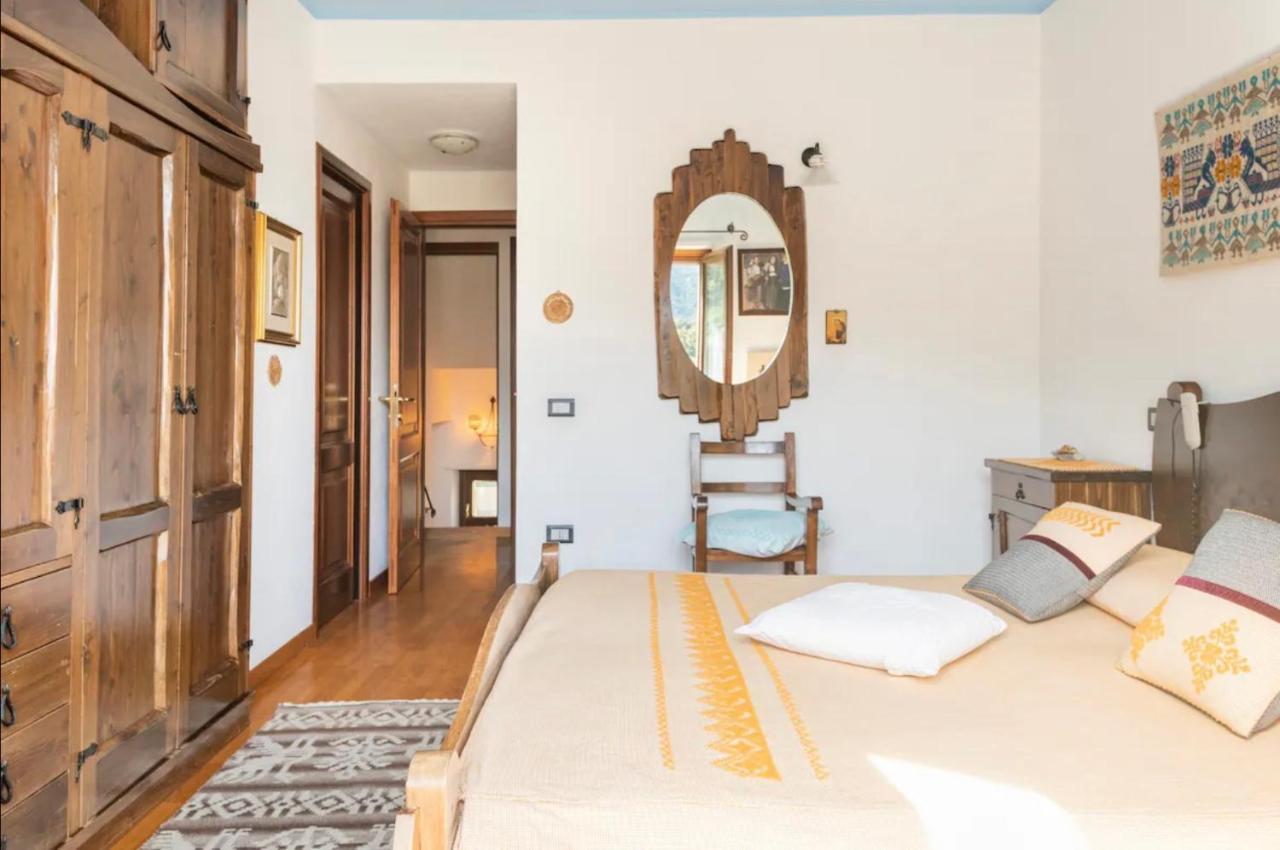 B&B Su Biancu - Sardinian Experience Urzulei ภายนอก รูปภาพ
